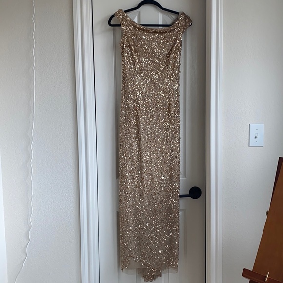 Adrianna Papell: Gold Sequence Dress - Picture 3 of 7